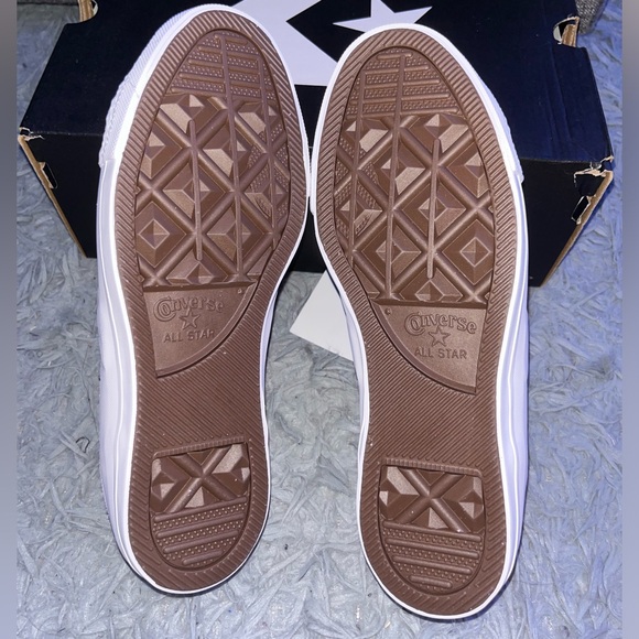 Converse Chuck Star Player Ox Purple White Suede Size 7 women and 5 men - Picture 6 of 8